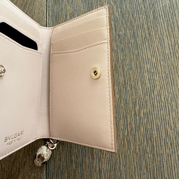 BVLGARI Serpenti Forever Leather Gold Metallic Card Holder New With Tags and Box - Picture 5 of 9